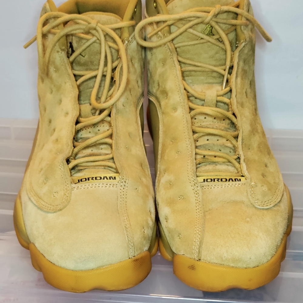 Jordan 13 Retro Wheat Size 12